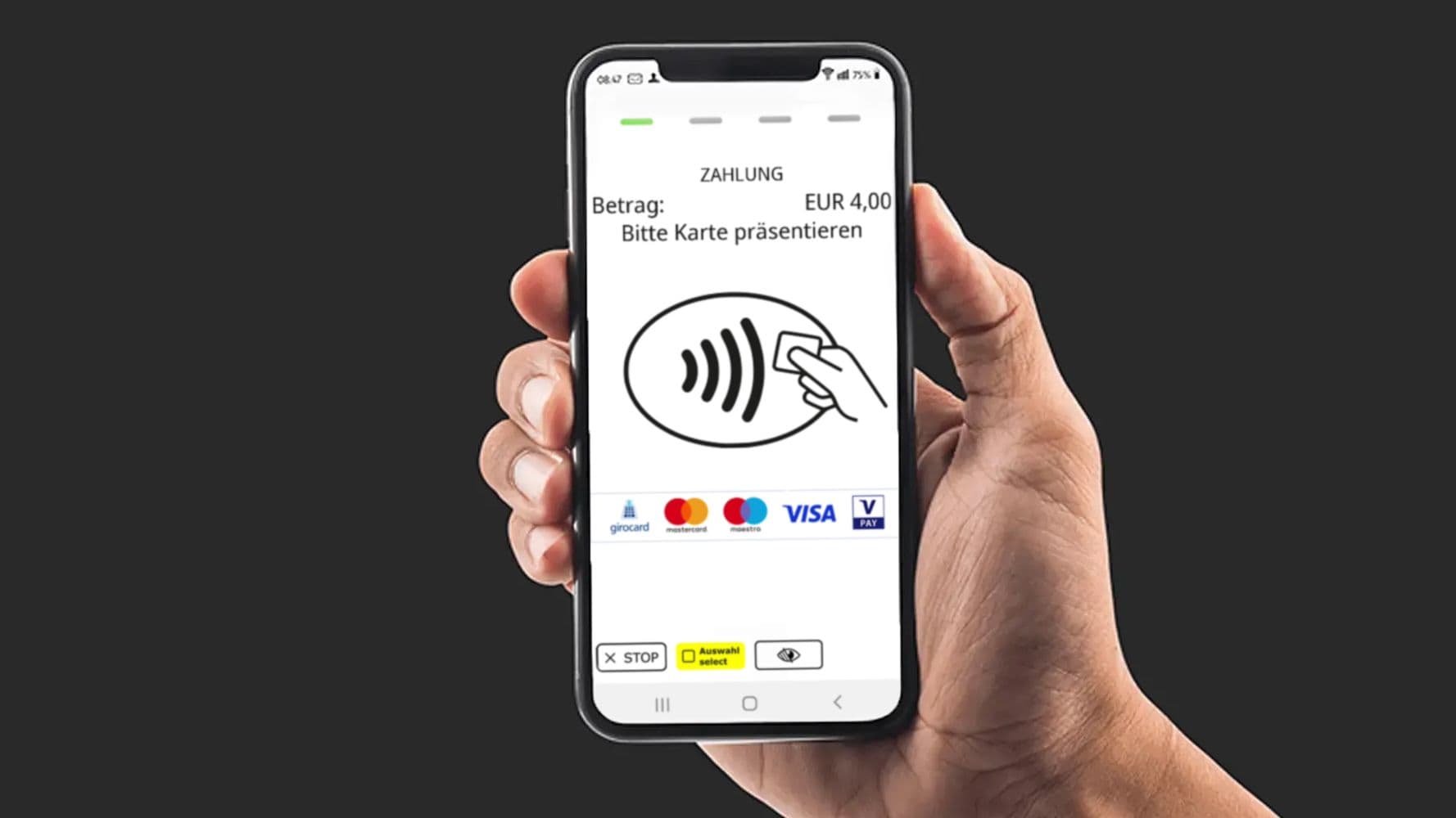 „Hand hält Smartphone mit geöffneter Bezahl-App. Auf dem Display steht ‚Zahlung 4,00 EUR – Bitte Karte präsentieren‘ mit Symbol für kontaktloses Bezahlen und Logos von girocard, Mastercard, Visa und V PAY.